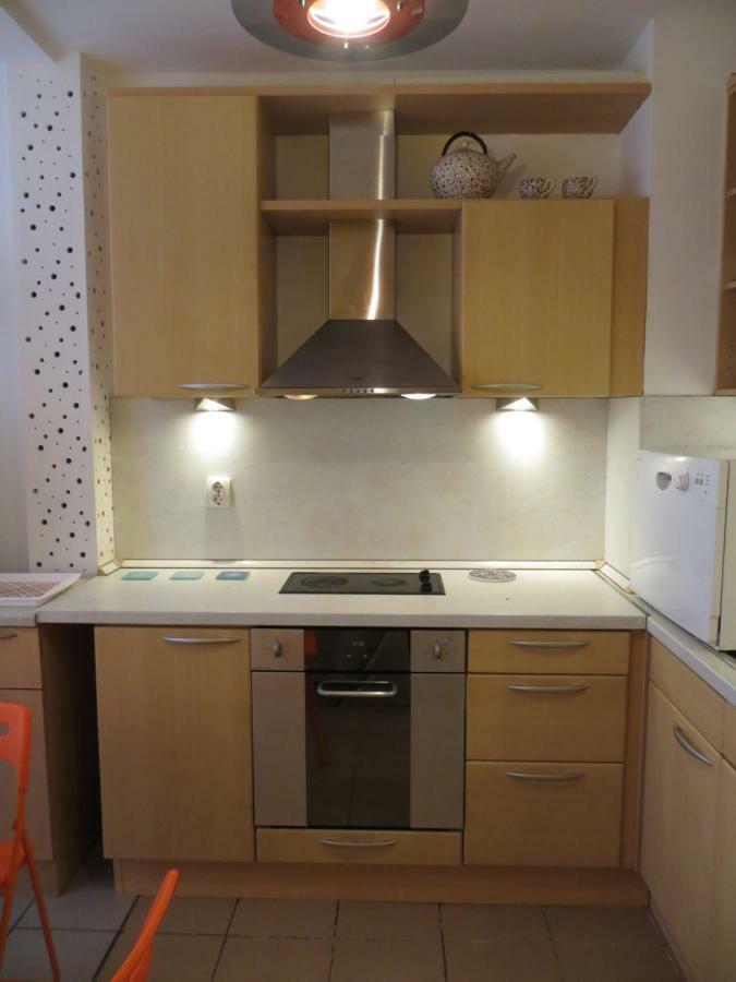 Cozy Place Renovated 2022 Apartemen *